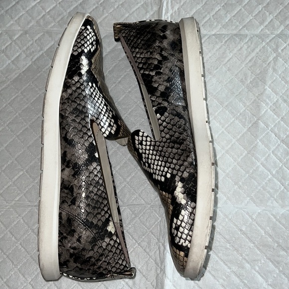 Franco Sarto Boston snake print slip on comfort women’s shoes Sz 8 - Picture 5 of 8